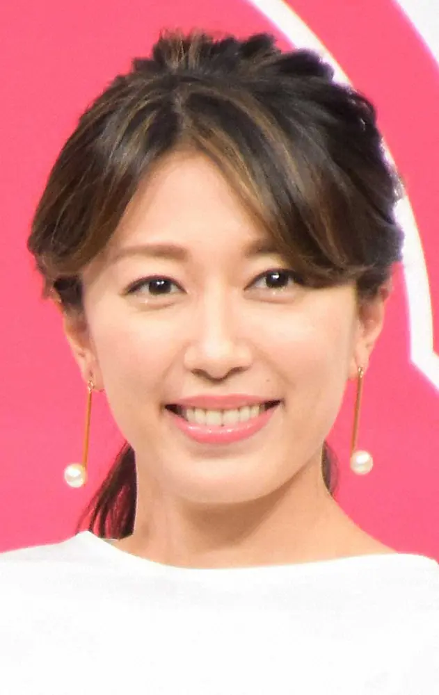 里田まい　斬新料理動画投稿　調味料の単位が“秒”に「最高です」「受けました」