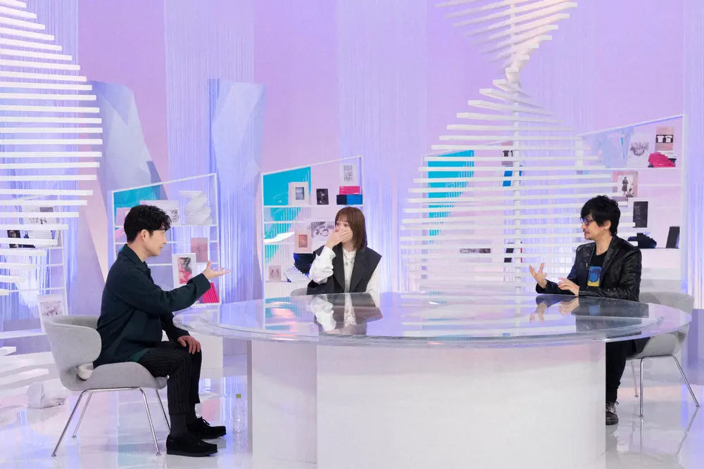 NHK総合「ゲームゲノム」でトークする（左から）星野源、本田翼、小島秀夫氏（C）NHK
