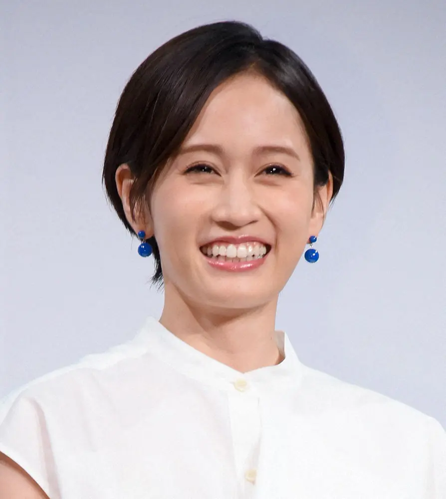 【画像・写真】前田敦子　2歳長男が飾り付けたクリスマスツリー披露に「センス抜群」「素敵」の声