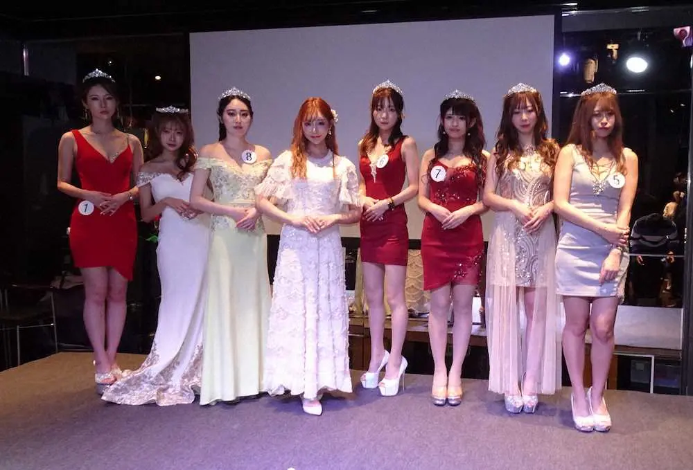 キャバ嬢ガールズグループに7人合格、「JUST☆WAY」が芸能活動スタート