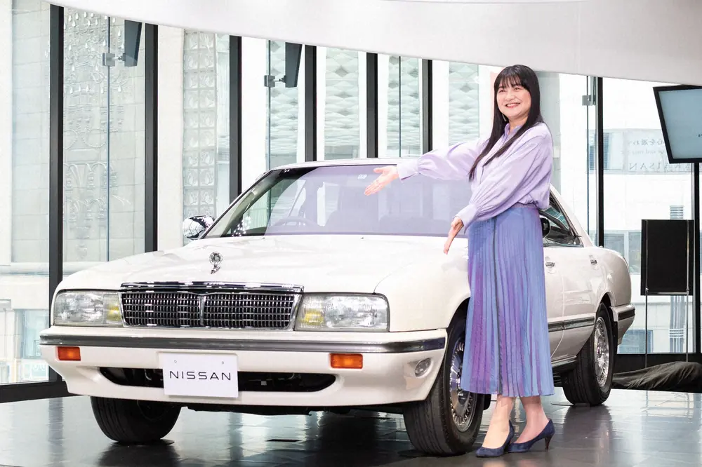 伊藤かずえ　レストア終えた“愛車シーマ”と8カ月ぶりの対面に涙「娘にも乗り継いでもらいたい」