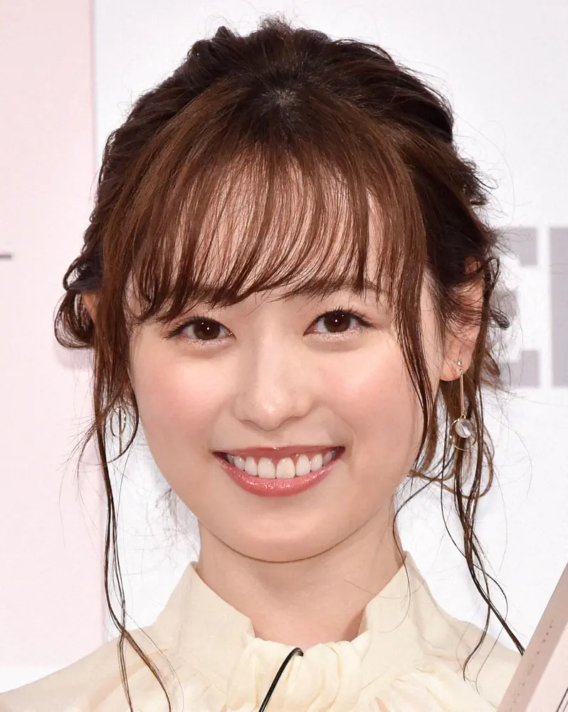 福原遥「まず口をモグモグし…」　飲食店で迷った際のクセが明らかに