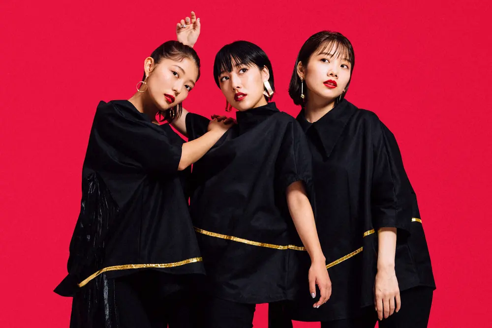 ボーカル＆ダンスグループ「Jewel」（左から）Nono、ami、MOMOKA