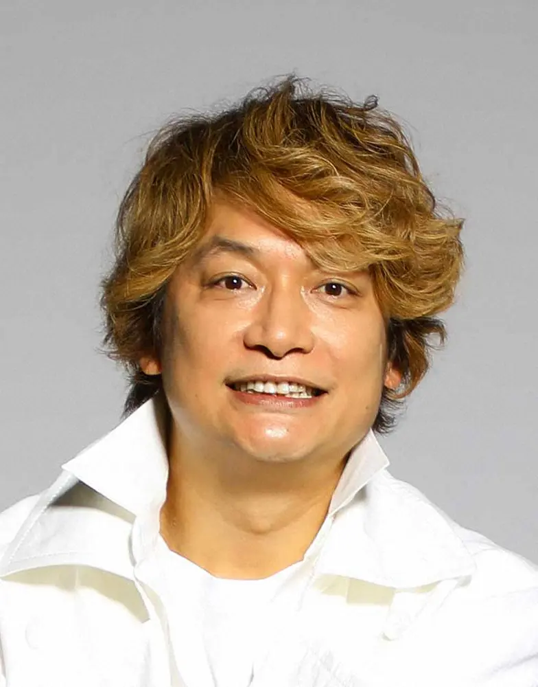 香取慎吾　短い金髪の近影ショットとともに45歳誕生日報告「感謝を忘れずに一笑懸命テキトーに」