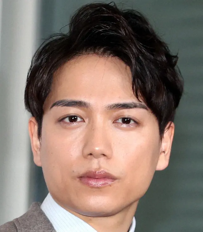 お笑い大好き山崎育三郎　最近注目の吉本芸人とは　バナナマン日村も「むちゃくちゃおもしろい」