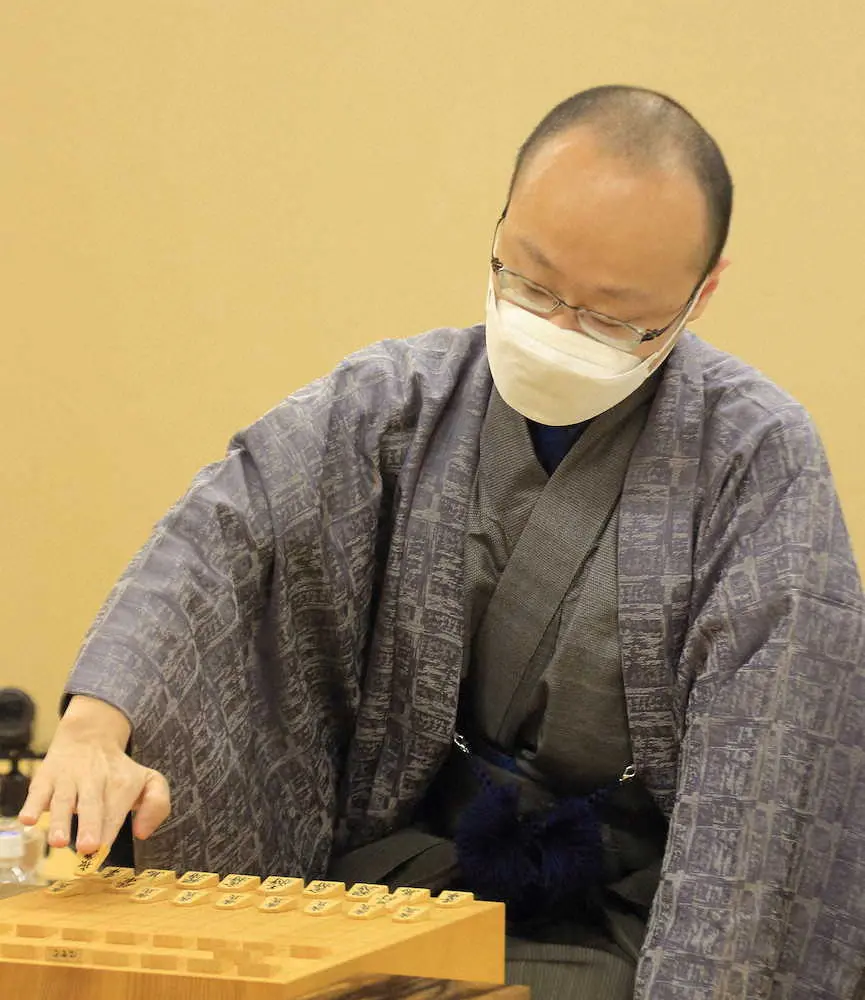 渡辺棋王　永瀬王座に103手で開幕2連勝　棋王戦5番勝負第2局