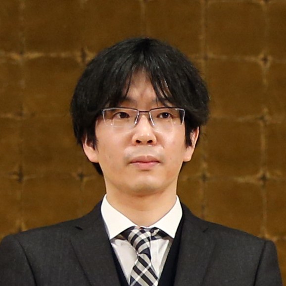 豊島将之九段、松尾歩八段を破り初優勝　NHK杯将棋トーナメント
