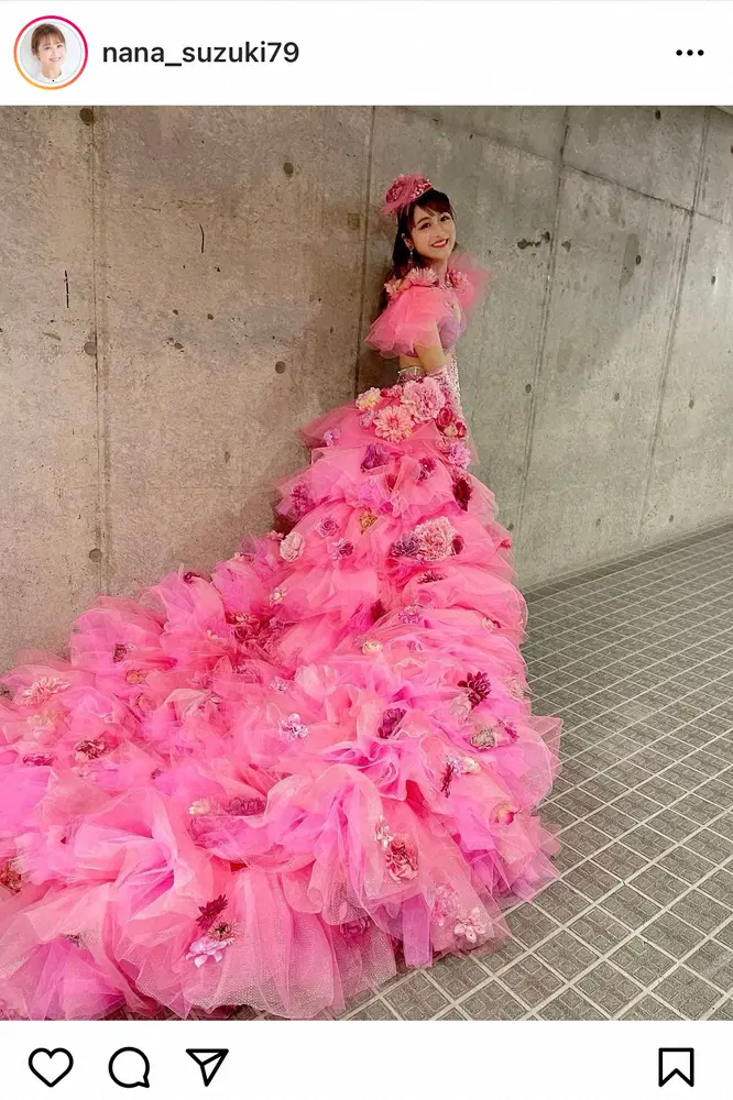 鈴木奈々　“花いっぱい”キュートなピンクドレス姿披露に「プリンセスみたい」「華やかで綺麗」の声