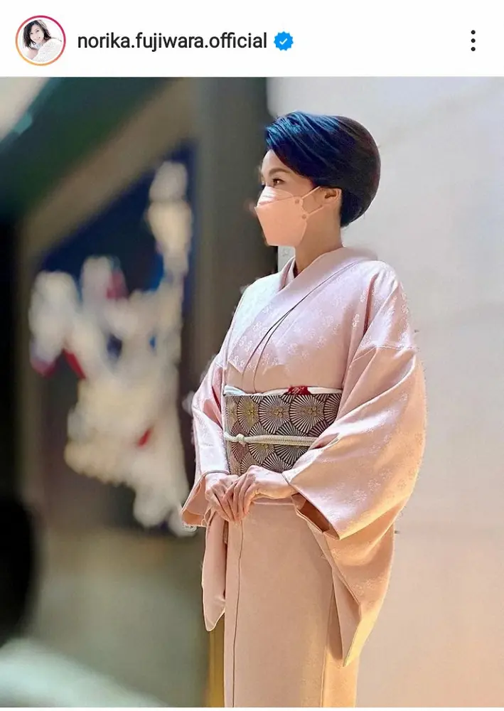 藤原紀香　夫・愛之助出演「己亥の會」での桜色の着物姿披露に「美しすぎる」「お人形さんみたい」の声