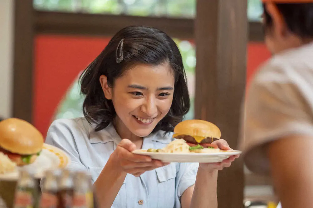 NHK連続テレビ小説「ちむどんどん」でヒロインを演じる黒島結菜