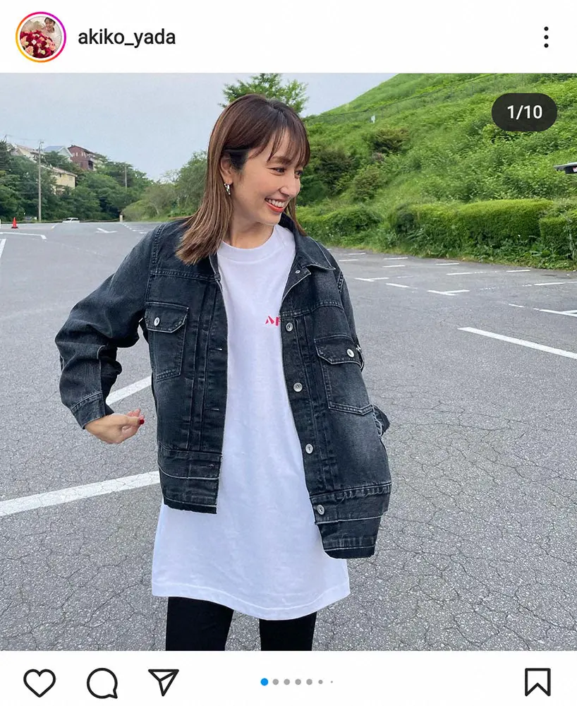 矢田亜希子「一目ぼれ」ハトヤTシャツ＆超スリムデニム姿に「可愛すぎる」「細ーい　足が長い」の声