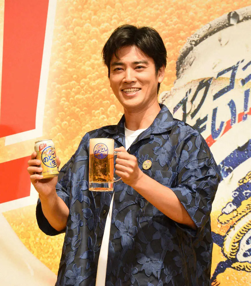 桐谷健太　イベント中にビールでほろ酔いに　「質問に答えられるかな」