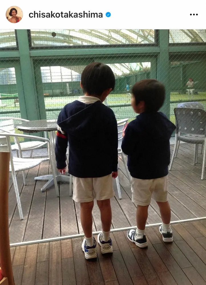高嶋ちさ子　2人の息子たちの9年前の後ろ姿に感慨「あっという間に大きく」　成長した2人の姿も披露