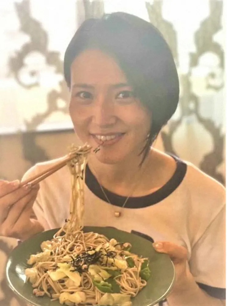 金子恵美氏　愛息のために創作手料理　夏にピッタリ「へぎ焼きそば」