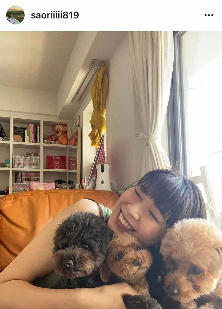 【画像・写真】木村沙織さん　3匹の愛犬たちと戯れるオフショット　ファン「顔まで似てきてますねぇ」