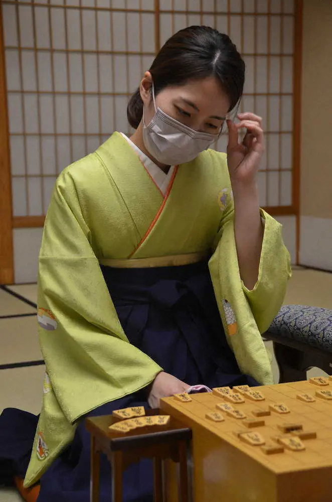 【画像・写真】里見女流4冠 「清麗」獲得で5冠復帰、18日からの棋士編入試験に弾みの勝利