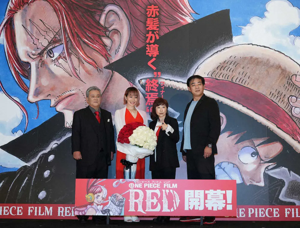 映画「ONE　PIECE　FILM　RED」公開初日　シリーズ最高興収狙えるスタート