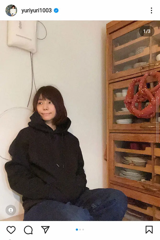 石田ゆり子　新垣結衣がデザインしたフーディ姿が話題「パーカーのことですか？」「可愛い」