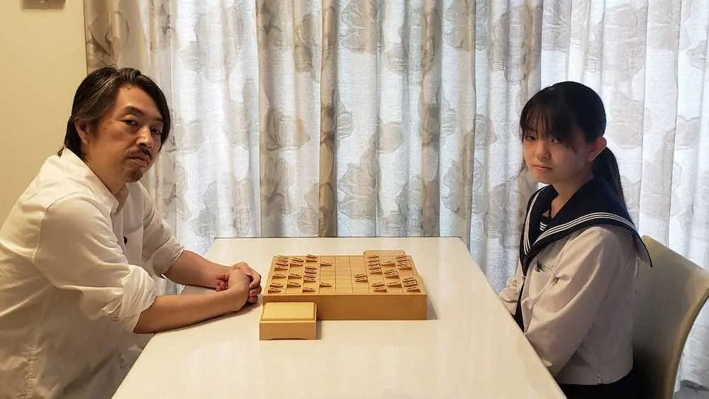 久保九段の長女翔子さんが女流棋士に　父娘プロは現役3組目　大阪の女子高生で、父と同じ振り飛車党