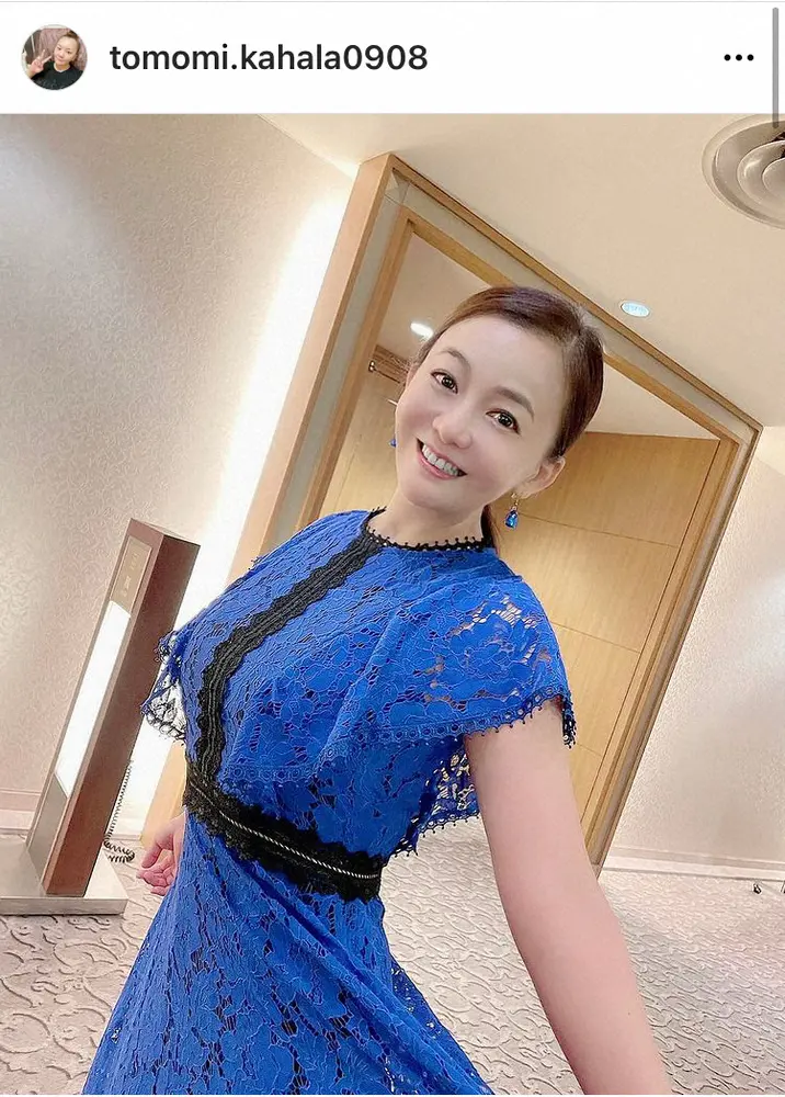 華原朋美　ほっそりとした最新ドレス姿で「歌を歌ってる自分がやっぱり1番好き」　4月には26キロ減報告