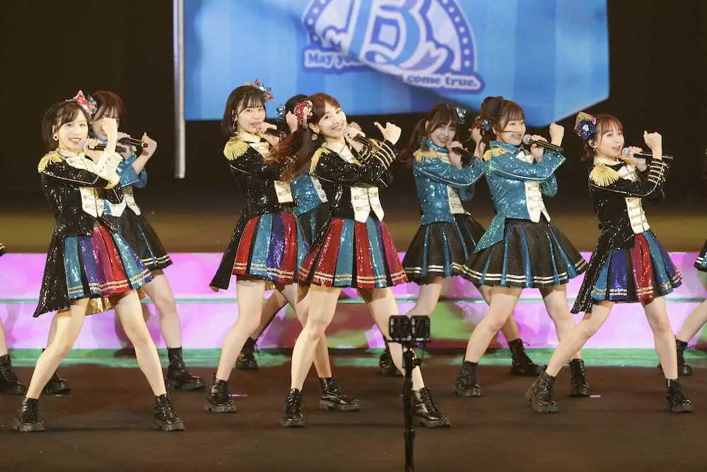 AKB48　9年半ぶり武道館公演　“聖地”舞台弾みに3年ぶり紅白狙う チーム8は活動休止へ