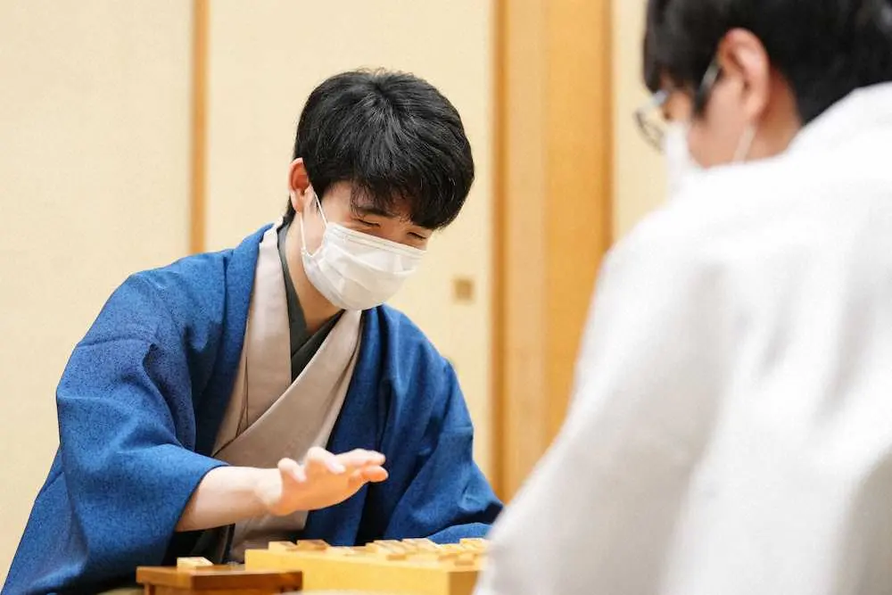 【画像・写真】藤井竜王が連勝「恐怖の4倍返し」の筋が見えた　竜王戦7番勝負第3局