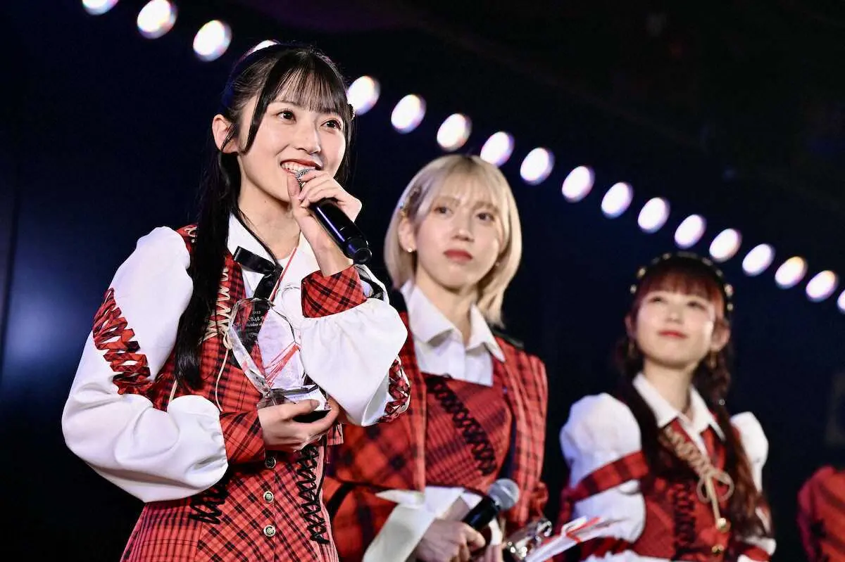 AKB48新人研究生・佐藤綺星がMVP　ベストルーキー賞と2冠「いろんな人に支えられた一年」