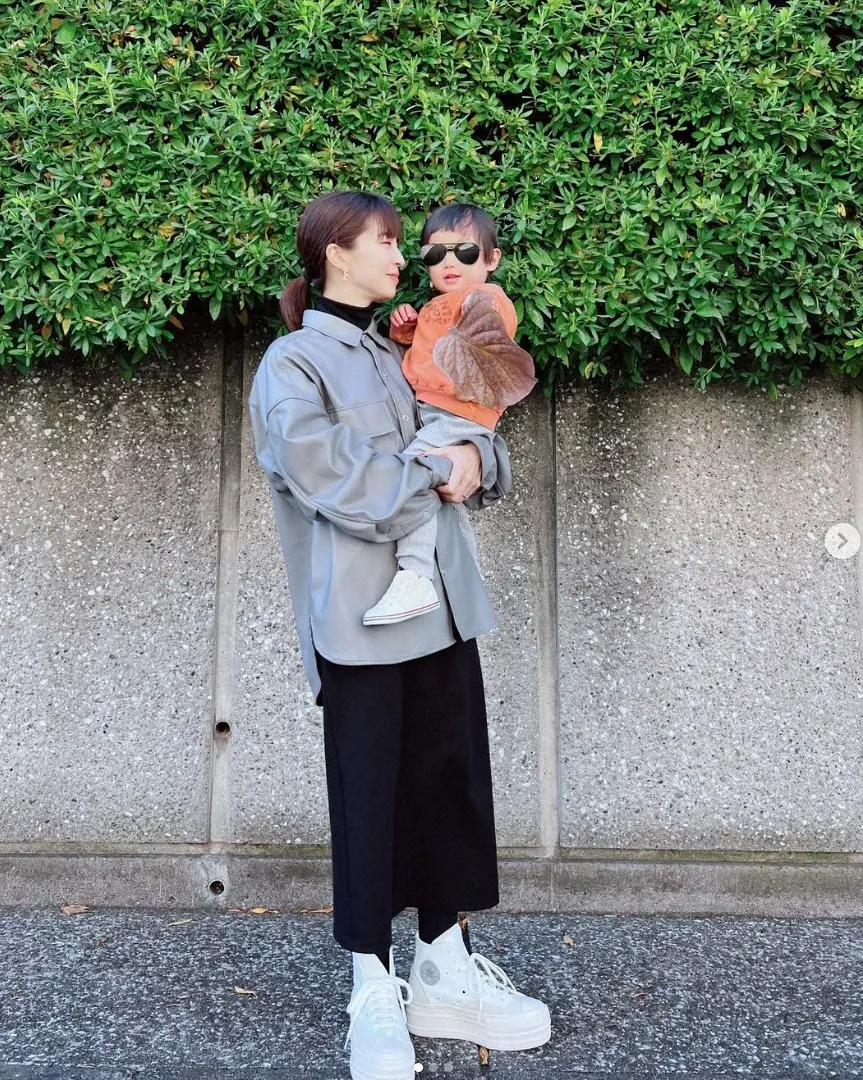 安田美沙子　「ママどれがしゅきでっか！」あと1カ月半で3歳の次男くんとの2ショット公開
