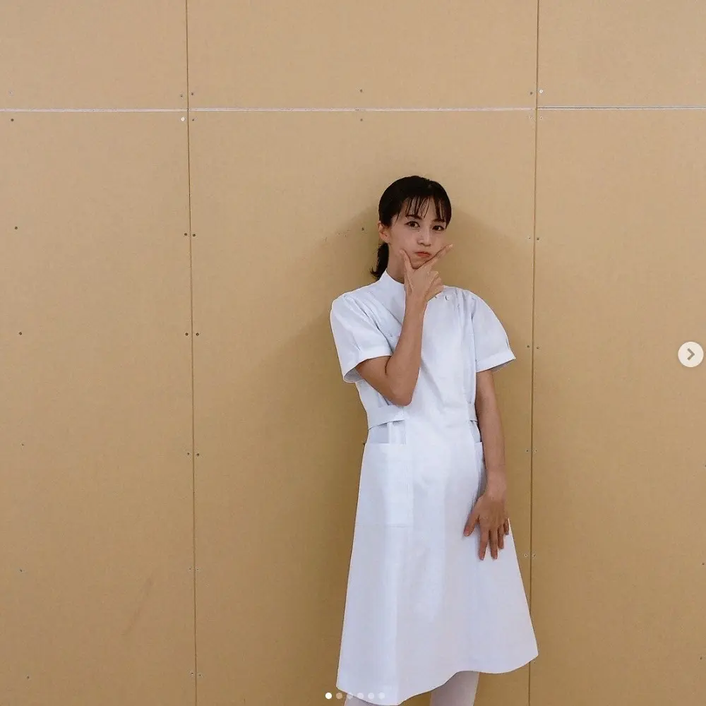 安田美沙子　ナース服姿披露に「これは反則」「可愛い過ぎるわ」「まるで白衣の天使」「美しすぎる」
