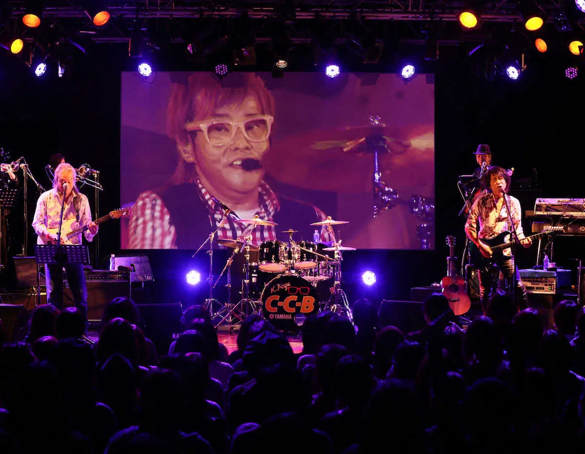 笠浩二さん追悼ライブ開催　バンドメンバーの米川英之「一緒に演奏してるみたい」