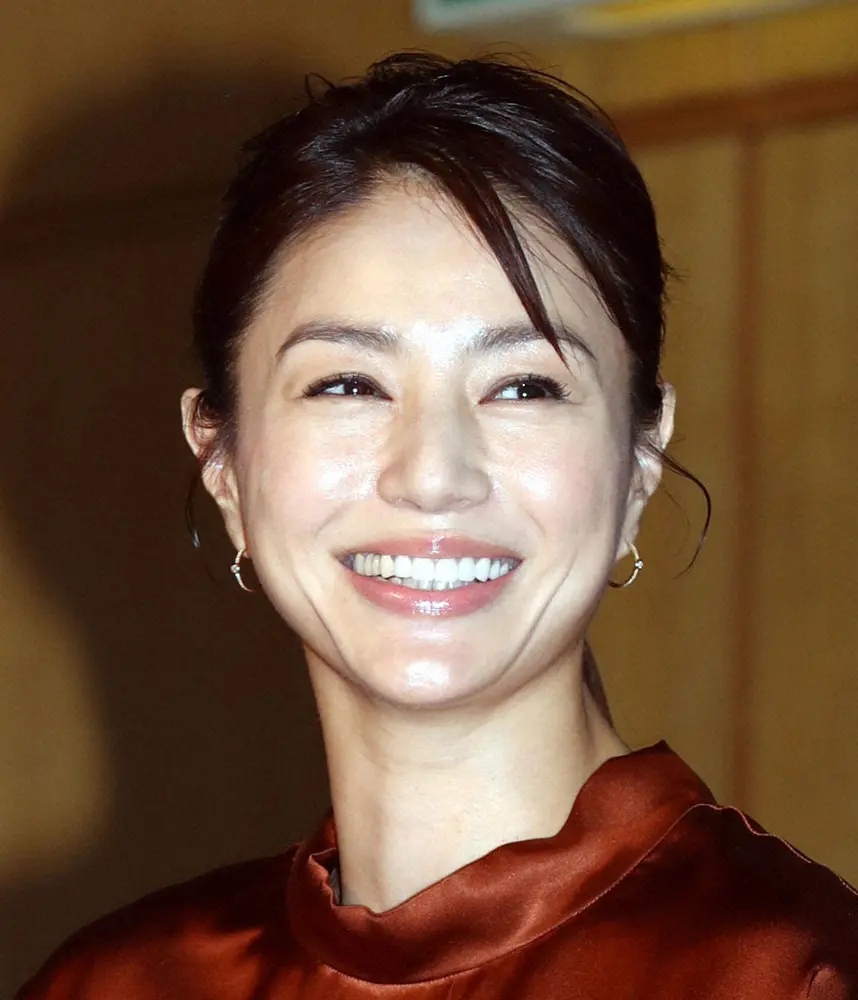 2児のママ・井川遥　育児と女優業の両立に悩み　子供たちからは「うっとうしそうにされてます」