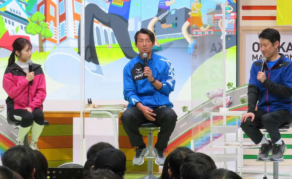「大阪マラソン」に向け意気込みを語る（左から）YTV・佐藤佳奈アナ、鳥谷敬氏、MBS河田直也アナ　　　　　　　　　　　　　　　　　　　　　　　　　　　　　　　