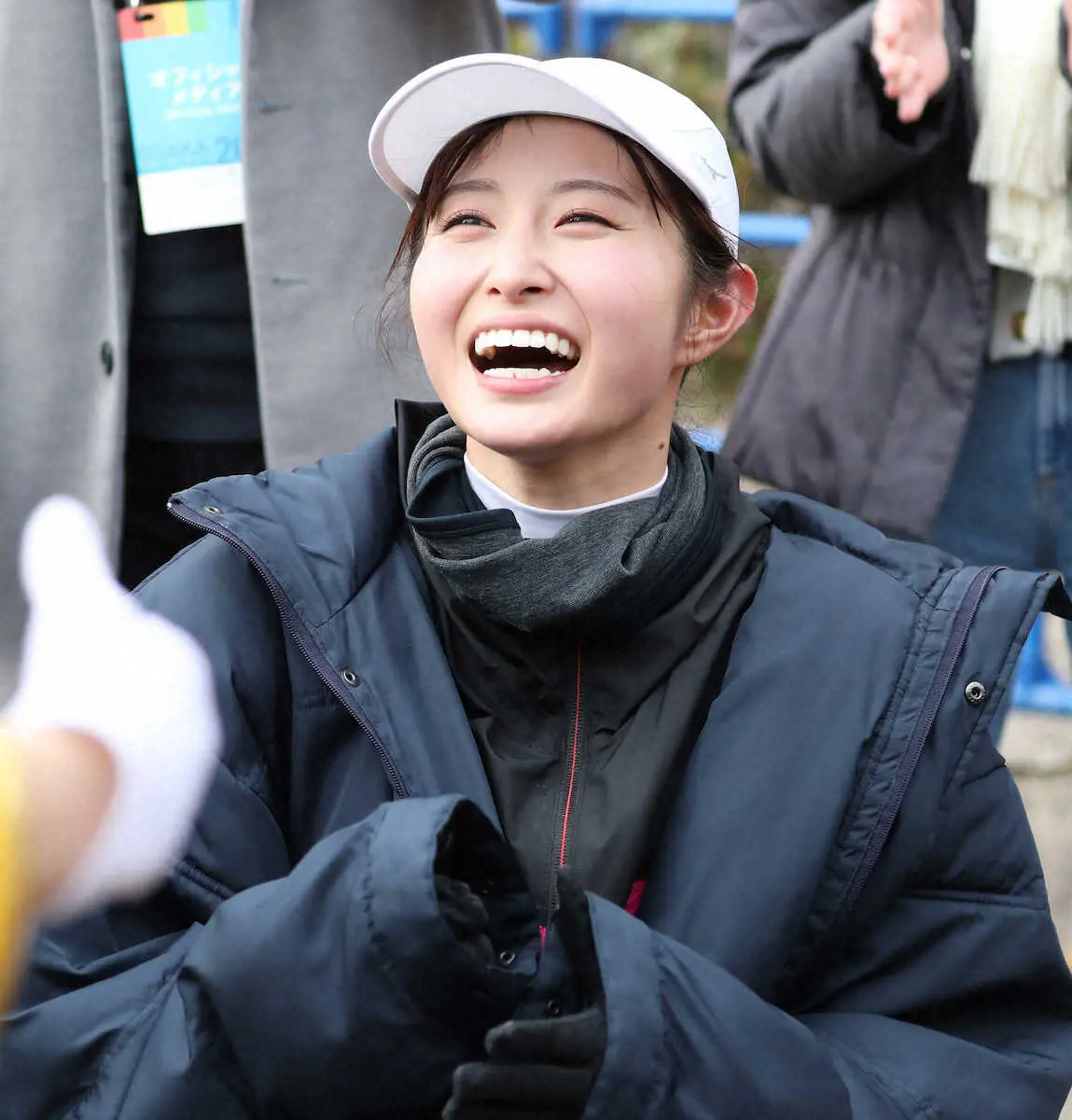 最高の笑顔！読売テレビ・佐藤佳奈アナが初の大阪マラソン5時間9分でゴール　足に痛みも「楽しかった」