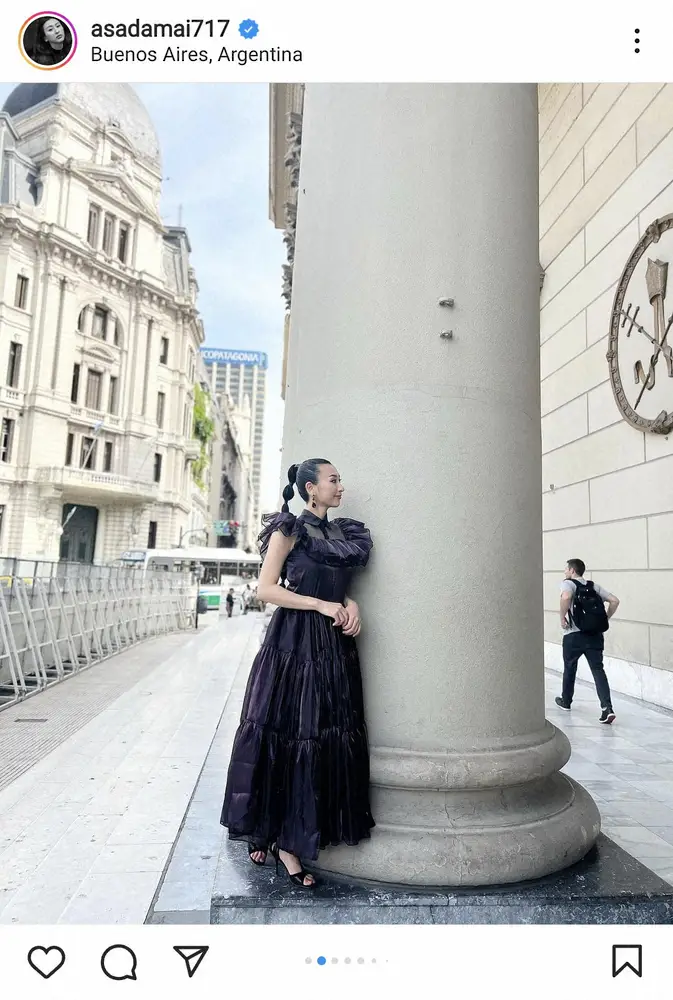 浅田舞　タンゴ留学中のアルゼンチンでの艶やかドレス姿披露に「お美しい」「style完璧」の声