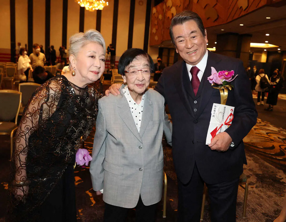 加山雄三　86歳元気いっぱいの「ありがとうございます！」　橋田賞授賞式で若大将健在アピール