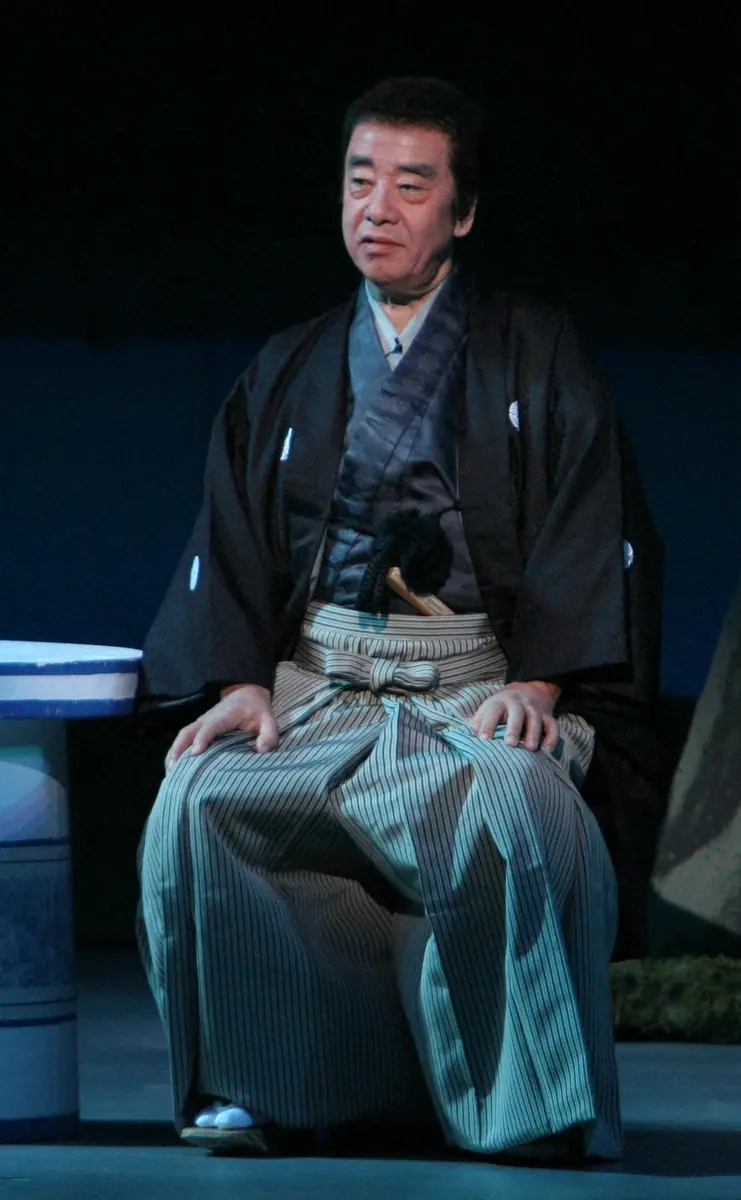 08年1月、舞台「川中美幸特別公演」第1部の芝居「富貴楼お倉」で西郷隆盛を演じた小西良太郎さん