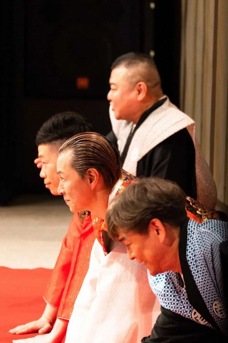 吉田裕　感激と緊張が半端なかった新座長お披露目公演　仲間のボケでホッとしました