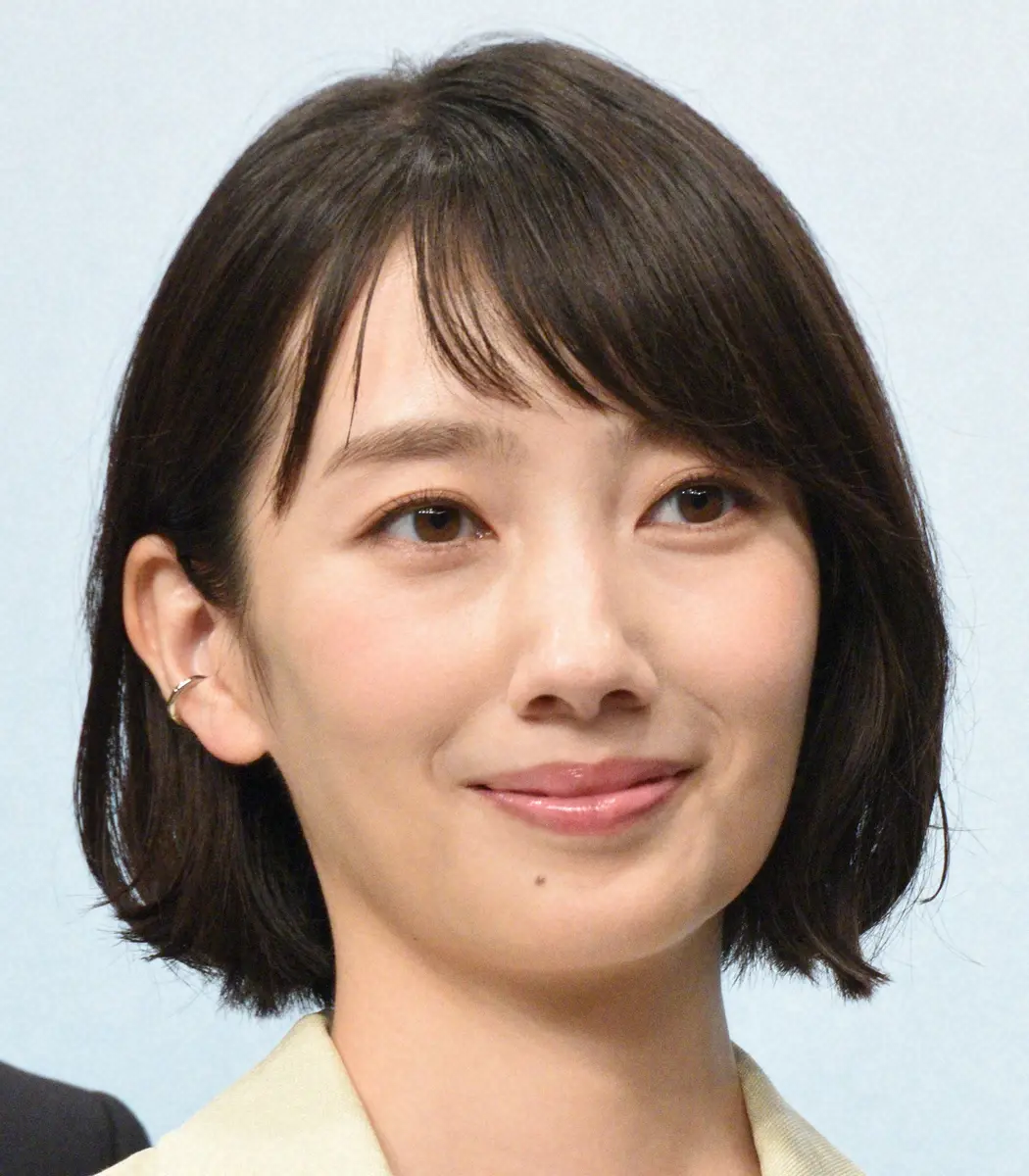 波瑠　スタジオ総ツッコミした意外な一面とは？必死に弁解「ちゃんとお返ししてますよ！」