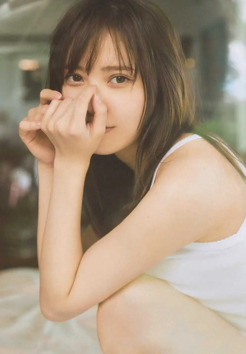 日向坂46・加藤史帆がファースト写真集発売「宝物のような一冊です」