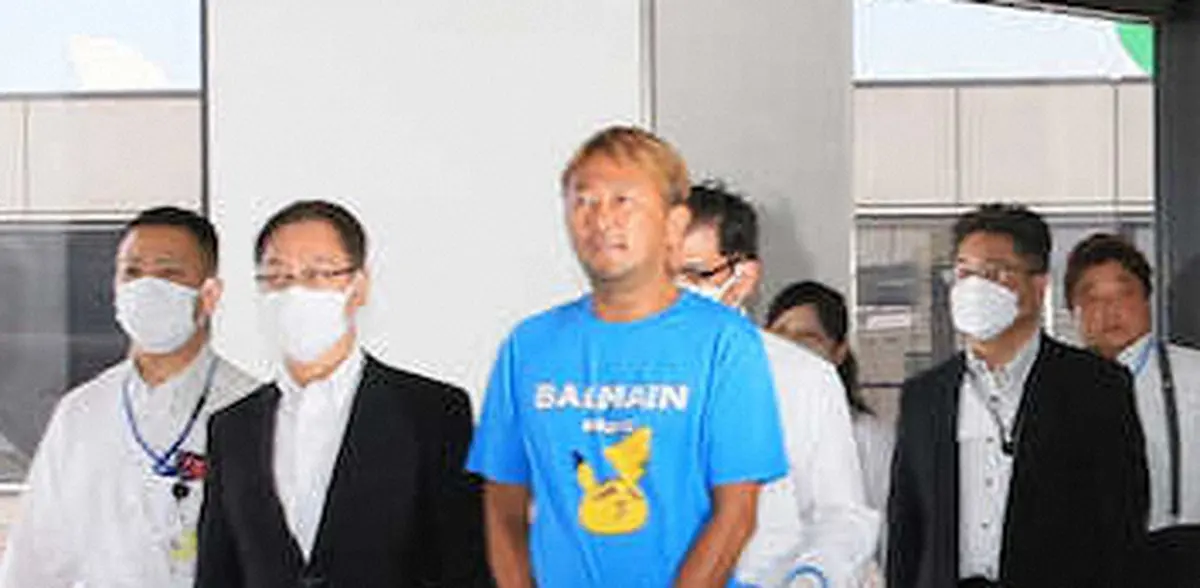 成田空港で逮捕されたガーシー容疑者（撮影・尾崎　有希）