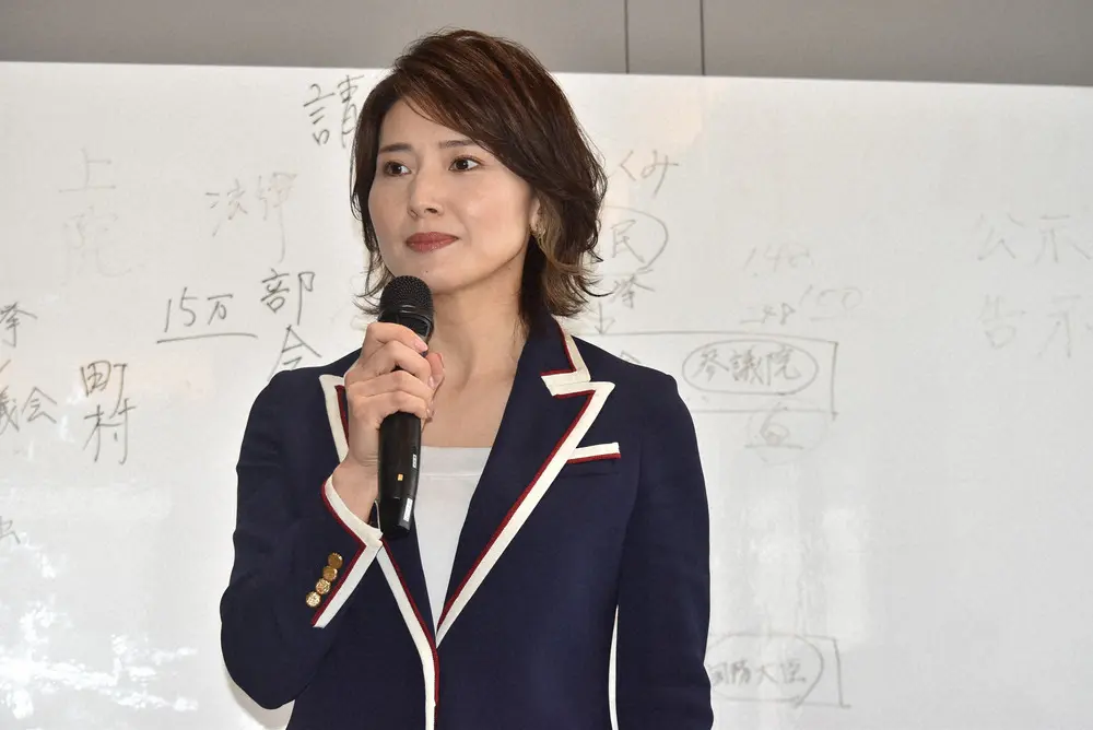 書籍「もしも日本から政治家がいなくなったら」発売記念イベントに出席した金子恵美氏