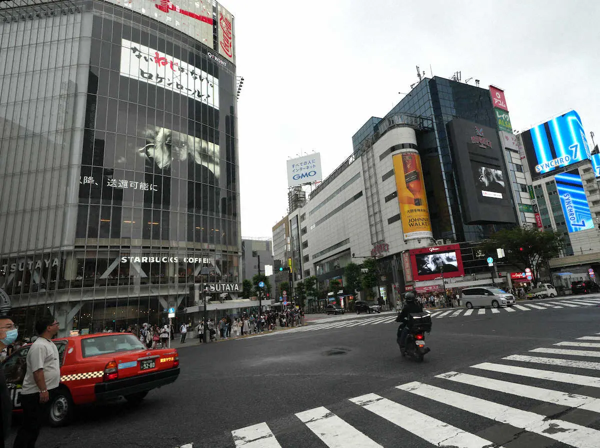 内田裕也さん「ロックの日」に渋谷見参　スクランブル交差点ビジョンに生前最後に出演したCM映像