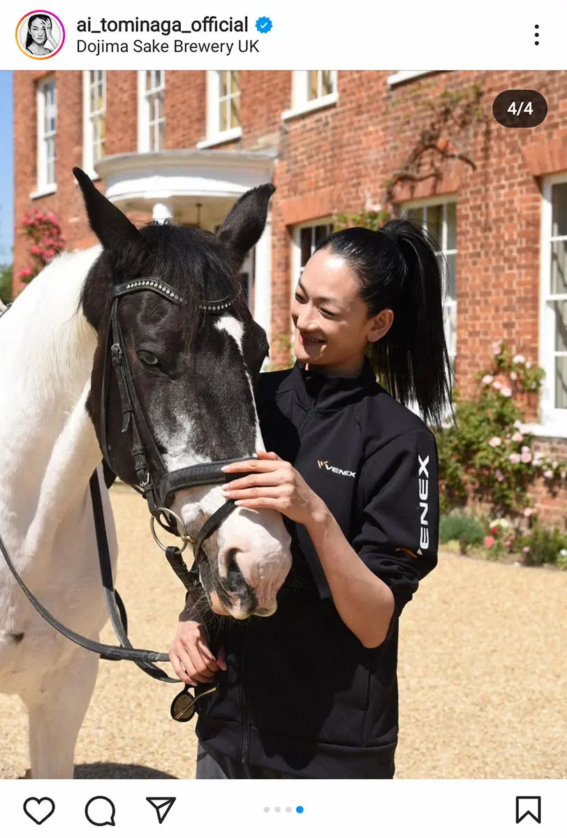 【画像・写真】冨永愛　英ケンブリッジで乗馬したと報告に「カッコイイ」「上様、お似合いです」の声