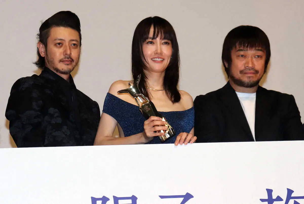 菊地凛子　上海国際映画祭3冠「名前を呼ばれて本当にビックリ」