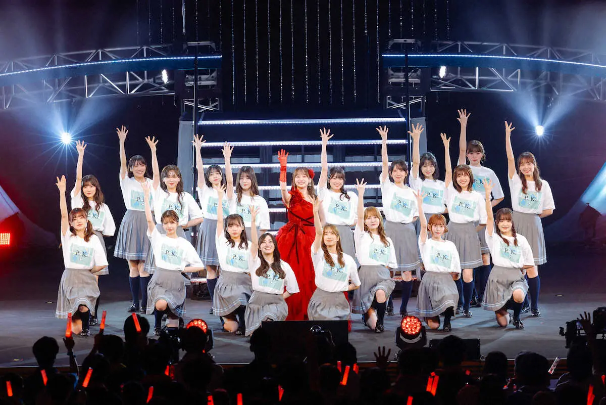 日向坂46・影山優佳卒業セレモニー　スピーチ全文　メンバーカラーの真っ赤なドレス姿で思いを吐露