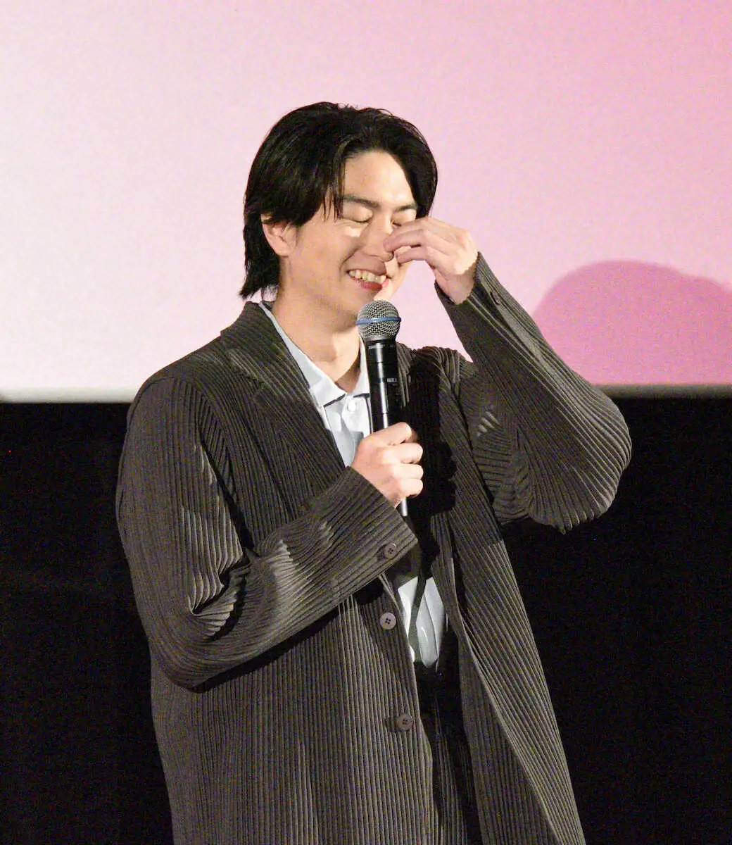 稲葉友　藤田ニコルとの結婚発表後初の公の場「私事で…」照れ笑い　祝福の拍手に「ありがとうございます」