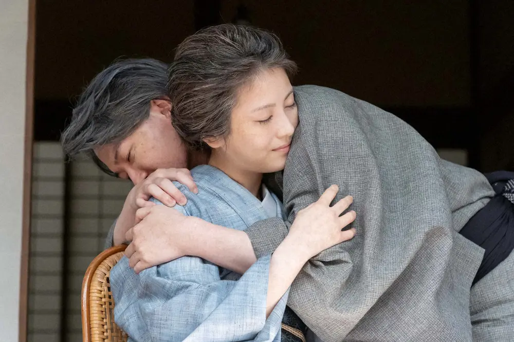 【画像・写真】「らんまん」最終回　寿恵子＆万太郎タイトル回収再び！図鑑は「抱え切れない花束」脚本・長田育恵氏の思い