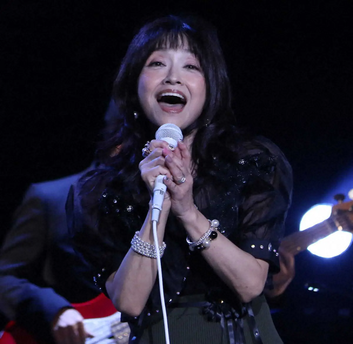 石川ひとみ　デビュー45周年記念コンサート　歌手引退の危機救った「まちぶせ」への思いも語った
