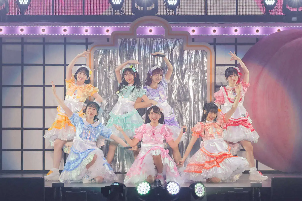 「FRUITS　ZIPPER」来年5月の日本武道館決定に涙　TikTok9億回再生の7人組アイドル