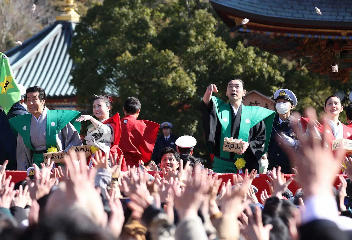 千葉・成田山で節分祭　参加者も笑顔で「良い年になりそうです」